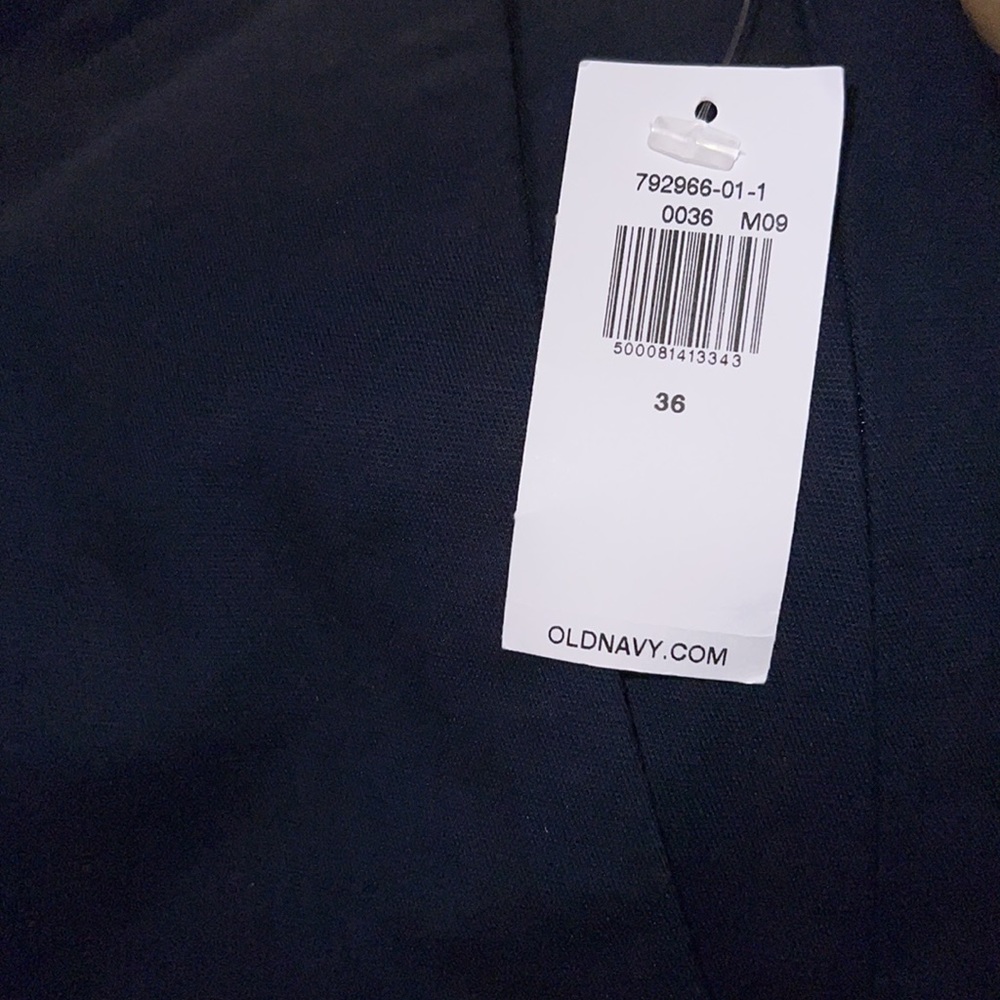 Slim Ultimate Tech Chino Shorts for Men -- 9-inch inseam - Picture 4 of 5